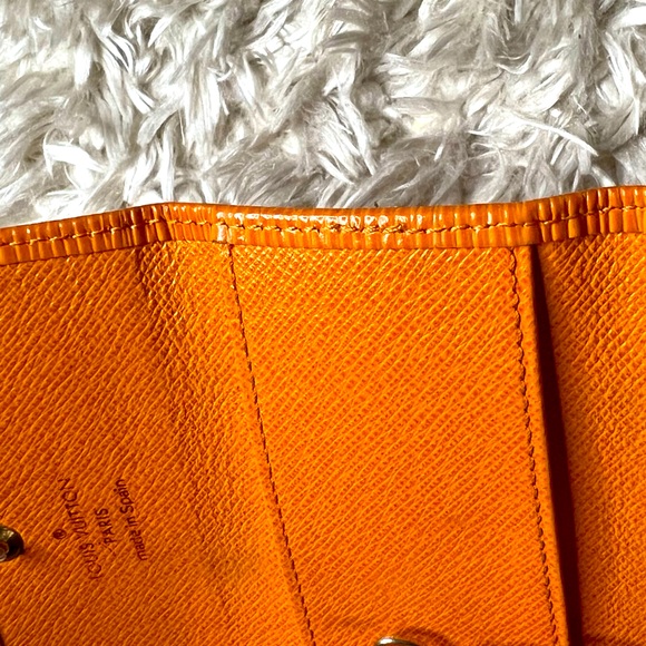 LOUIS VUITTON Multicles 4 key holder case Epi Orange - Picture 10 of 10